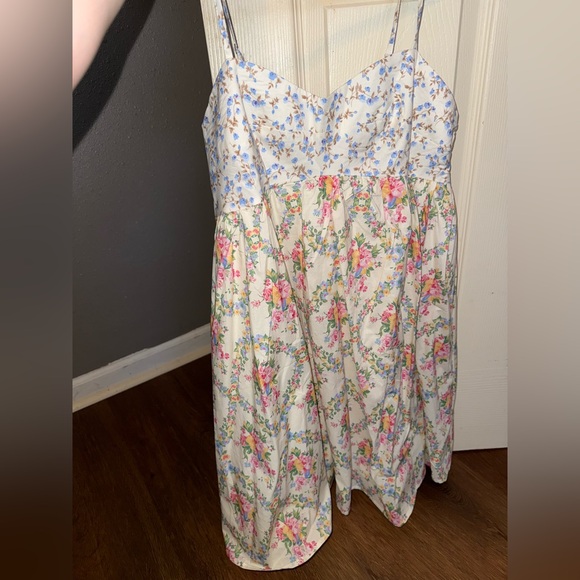 Floral Spaghetti Strap Dress - Picture 1 of 3